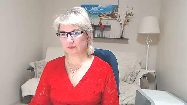 FleurMays online show from February 2025 01:22:02 PM