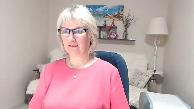 FleurMays online show from April 2026 07:13:02 AM