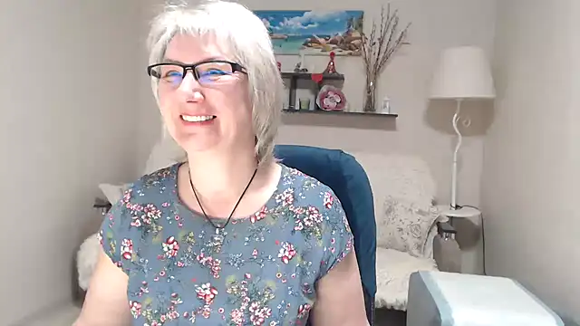 FleurMays online show from March 2026 03:33:01 AM