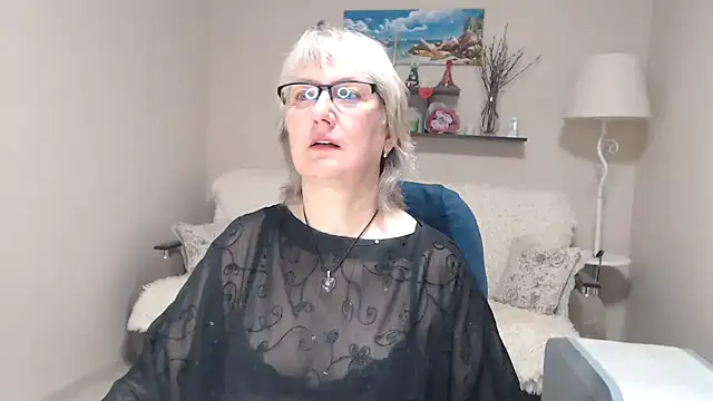 FleurMays online show from April 2026 10:19:02 AM