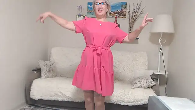 Snapshot of FleurMays chatting on October 2025 04:11:02 AM FleurMays online show from October 2025 04:11:02 AM