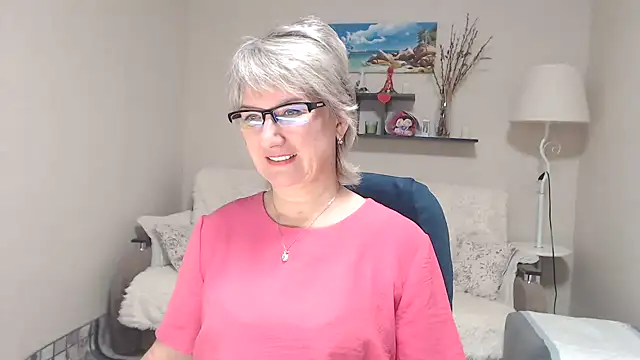 Snapshot of FleurMays chatting on November 2025 05:11:02 AM FleurMays online show from November 2025 05:11:02 AM