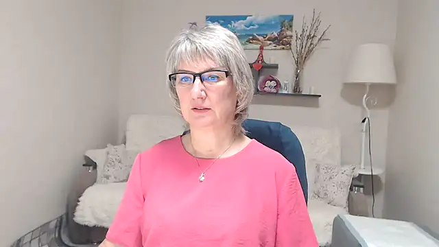 Snapshot of FleurMays chatting on November 2025 07:45:01 AM FleurMays online show from November 2025 07:45:01 AM