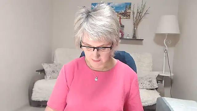 FleurMays online show from October 2025 04:56:01 AM