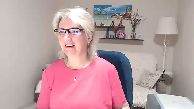 FleurMays online show from May 2026 01:43:01 AM