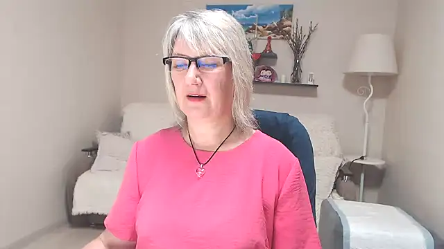 Snapshot of FleurMays chatting on July 2026 04:57:02 AM FleurMays online show from July 2026 04:57:02 AM