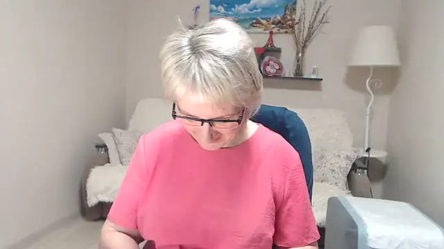 FleurMays online show from February 2026 03:45:02 PM