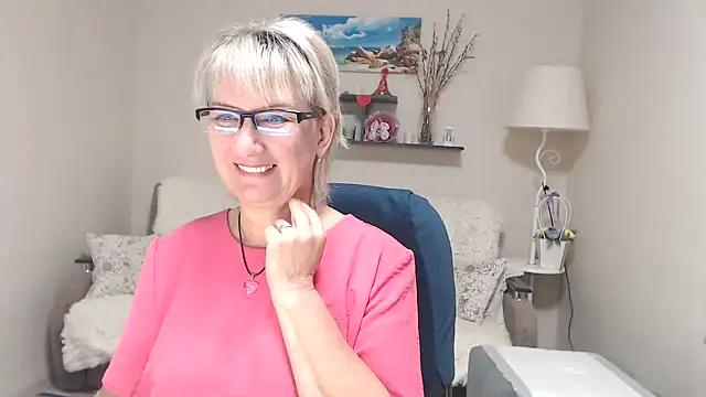 FleurMays online show from October 2025 05:53:01 AM