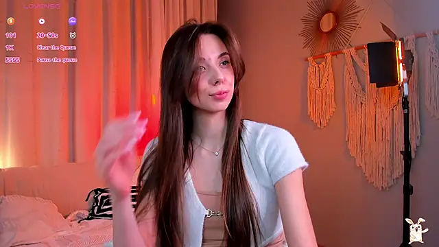 Goldy Grace  online show from March 2026 04:11:01 PM