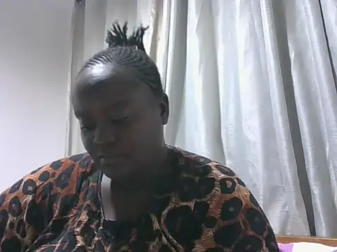 Snapshot of Hotwife8 chatting on September 2025 03:40:02 PM Hotwife8 online show from September 2025 03:40:02 PM