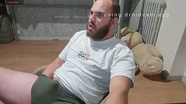 azagoul222 online show from September 2025 08:53:01 PM