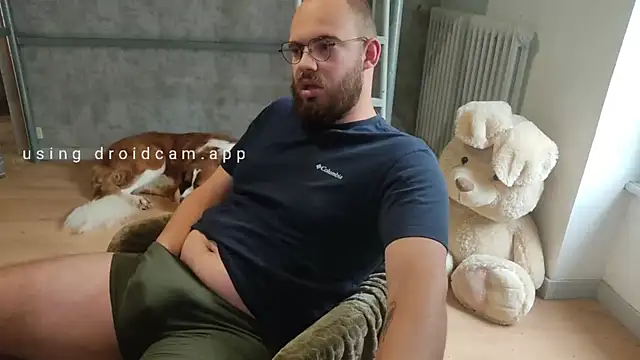 azagoul222 online show from September 2025 01:32:02 PM