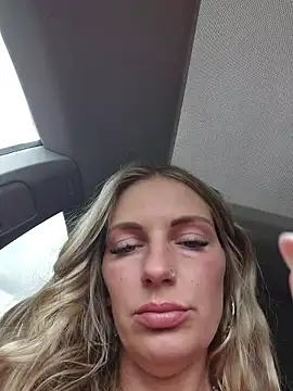 Snapshot of Lydie_off chatting on May 2026 11:54:02 AM Lydie off online show from May 2026 11:54:02 AM