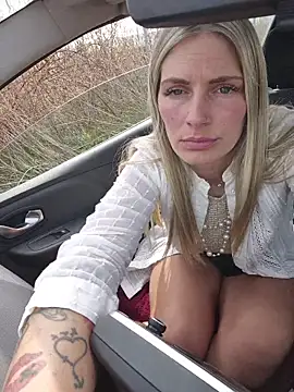 Lydie off online show from March 2026 01:00:01 PM