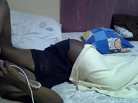 Snapshot of ebony_sonya chatting on November 2025 04:07:02 PM ebony sonya online show from November 2025 04:07:02 PM