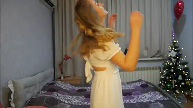 Sophiloren online show from January 2026 05:38:02 PM