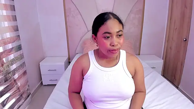 Leah Sweetie online show from February 2025 05:26:01 PM
