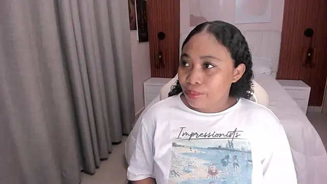 Leah Sweetie online show from November 2025 10:09:01 AM