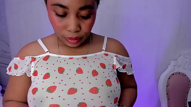 Leah Sweetie online show from March 2025 02:28:01 PM