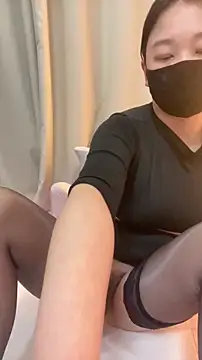 Nicole77-baby online show from December 2025 04:06:01 PM