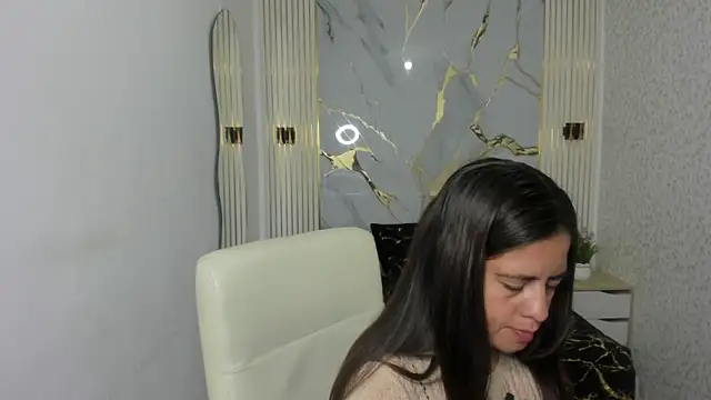 kathina giraldo online show from March 2026 12:42:02 PM