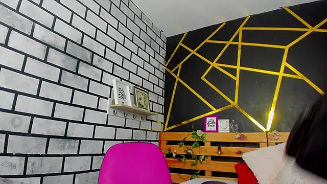 kathina giraldo online show from October 2025 12:48:02 PM