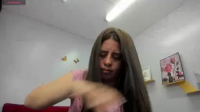 kathina giraldo online show from November 2025 12:42:01 PM