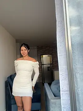 SofiaG  online show from September 2025 10:37:02 PM