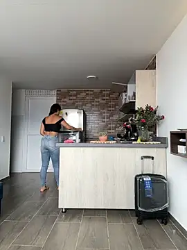 Snapshot of SofiaG_ chatting on November 2025 05:34:01 PM SofiaG online show from November 2025 05:34:01 PM