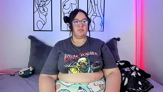Snapshot of RubyPirsso18 chatting on March 2025 10:15:02 PM RubyPirsso18 online show from March 2025 10:15:02 PM