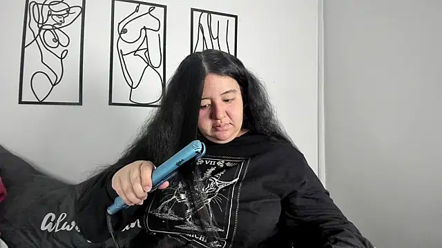 Snapshot of RubyPirsso18 chatting on December 2025 07:08:01 PM RubyPirsso18 online show from December 2025 07:08:01 PM