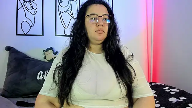 Snapshot of RubyPirsso18 chatting on March 2025 07:06:02 PM RubyPirsso18 online show from March 2025 07:06:02 PM
