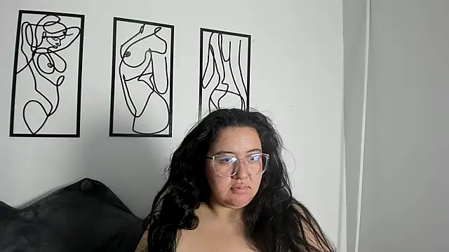 Snapshot of RubyPirsso18 chatting on November 2025 07:14:02 PM RubyPirsso18 online show from November 2025 07:14:02 PM