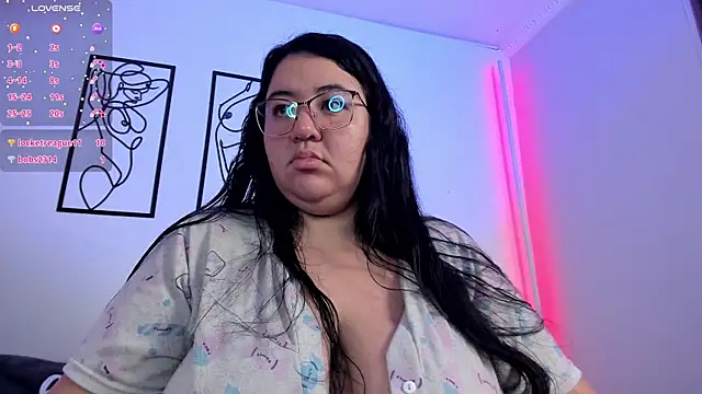 Snapshot of RubyPirsso18 chatting on February 2025 01:19:01 AM RubyPirsso18 online show from February 2025 01:19:01 AM