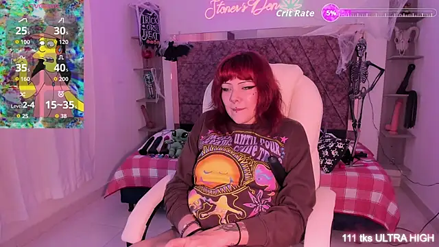 Snapshot of Sarah-Stoner chatting on October 2025 09:01:01 PM Sarah-Stoner online show from October 2025 09:01:01 PM