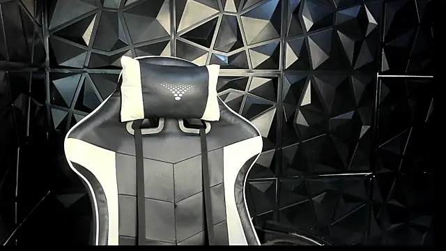 HelueHorny13 online show from October 2025 05:34:02 AM