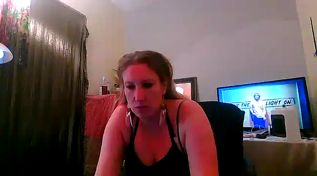 Snapshot of lilyhornyhousewife chatting on March 2025 08:06:02 AM lilyhornyhousewife online show from March 2025 08:06:02 AM