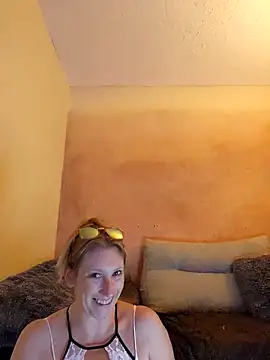 Snapshot of lilyhornyhousewife chatting on September 2025 09:36:01 AM lilyhornyhousewife online show from September 2025 09:36:01 AM