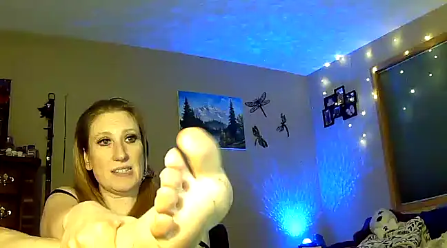 Snapshot of lilyhornyhousewife chatting on January 2025 03:34:02 AM lilyhornyhousewife online show from January 2025 03:34:02 AM