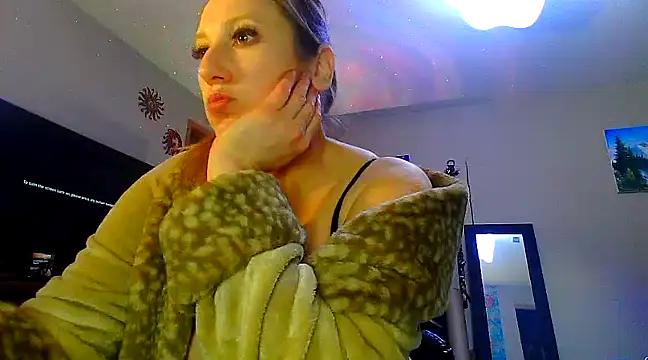 Snapshot of lilyhornyhousewife chatting on March 2025 08:56:02 AM lilyhornyhousewife online show from March 2025 08:56:02 AM