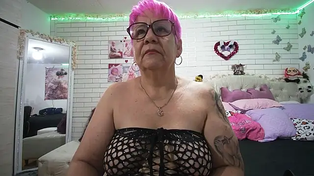 maturehot 65 online show from June 2026 10:15:01 PM