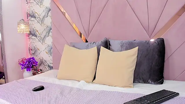 kaylin jann online show from February 2026 05:53:02 PM