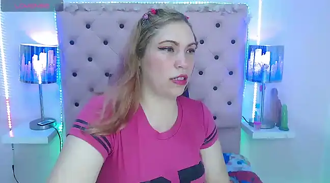 HannahEmmax2 online show from March 2025 01:09:02 AM