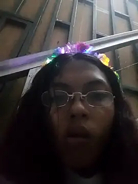 Lunita 5 online show from November 2025 11:25:01 PM