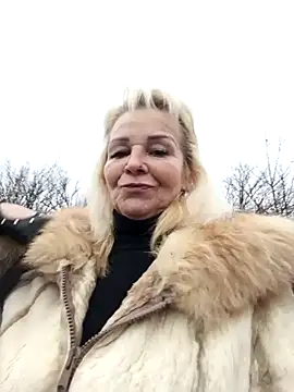 CassandraSandra44 online show from December 2025 09:45:02 AM