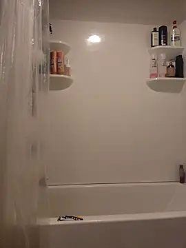 cinnaminnie online show from February 2026 05:21:01 PM