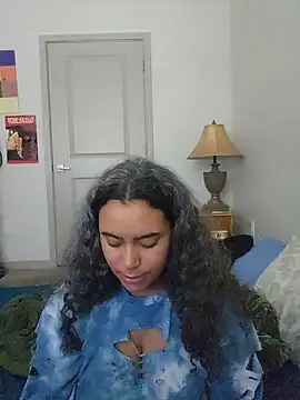 cinnaminnie online show from June 2026 05:34:01 PM