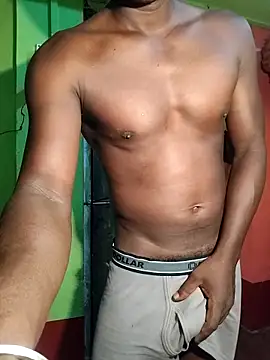 Hunter boy9 online show from April 2026 11:41:02 PM