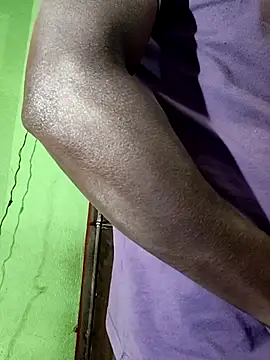 Hunter boy9 online show from February 2026 11:14:02 PM