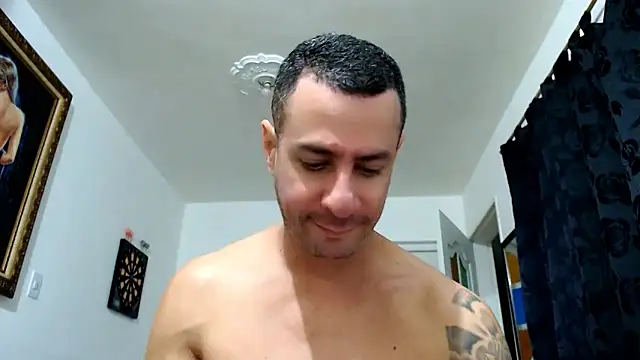 Snapshot of nicolay_74 chatting on November 2025 11:37:02 PM nicolay 74 online show from November 2025 11:37:02 PM